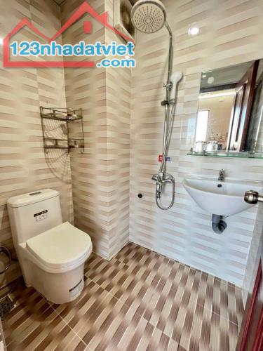 Bán căn hộ 5 tầng MT MAI THÚC LÂN - gần khu phố Tây An Thượng, doanh thu cực ổn! - 2