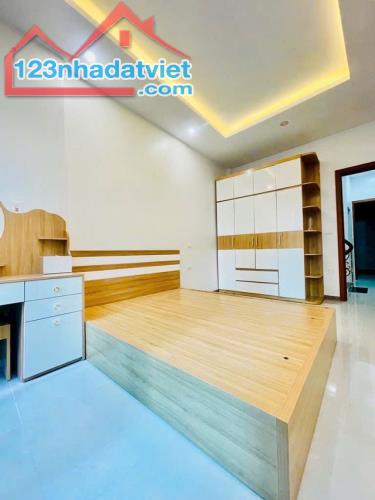 HIẾM CHỈ BÁN TRONG NGÀY PHÂN LÔ THANH XUÂN Ô TÔ ĐỖ CỬA GẦN HỒ, SỔ NỞ HẬU 45M2*5T, NHỈNH 8 - 3