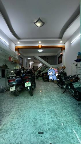 Bán nhà HXH 8m Hậu Giang,P.5,Q.6,dt: 4 x 16 nhà xây 3 lầu 8 Tỷ 9. - 1