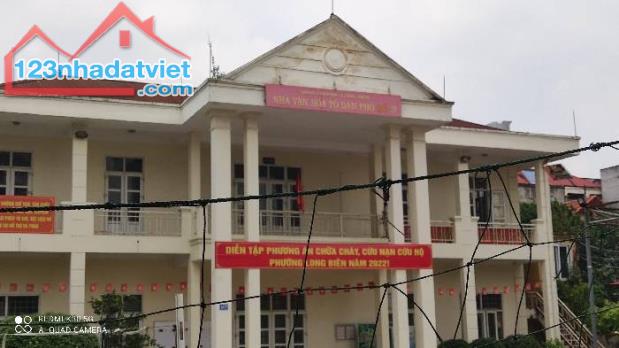 💥SIÊU💥PHẨM💥 LÔ GÓC 2 MẶT THOÁNG - MẶT NGÕ THÔNG - Ô TÔ VÀO NHÀ - 2
