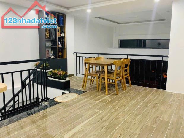 Bán Toà CHDV MT | 4,5 Tầng | 95m2 | 11 phòng | Dòng Tiền 35tr/tháng | Giá 8 tỷ - 1