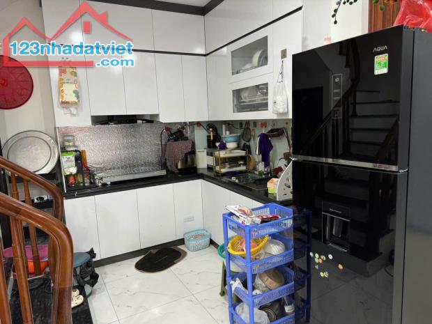Bán nhà phố Miêu Nha, Nam Từ Liêm, NHÀ ĐẸP Ở NGAY, Dt 35m2, 5 tầng - 2