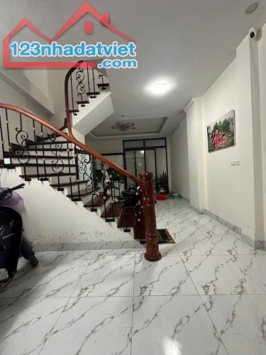 HIẾM NHÀ BÁN ĐẠI LA, GẦN PHỐ, Ở LUÔN, NGÕ THOÁNG, 40M2 GIÁ CHỈ 7,5 TỶ - 2