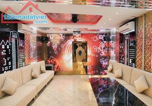 Bán nhà phong cách luxury 5 sao mặt tiền đường Số An Dương Vương Quận 8 (bao gồm nội thất - 8
