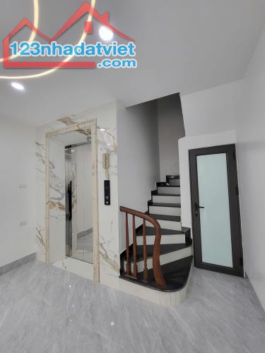 Nhà Đẹp Kinh Doanh, Ô Tô Trong Nhà Tam Trinh, Hoàng Mai 61m, 6 tầng, mt 3.7m, giá 19,5 tỷ. - 5