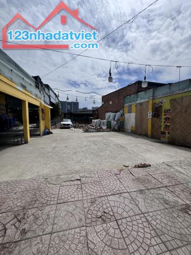 Mặt tiền kinh doanh Nguyễn Xiển Long Thạnh Mỹ Thủ Đức, 192m2, cấp 4 tiện xây mới, 18 tỷ 5 - 1