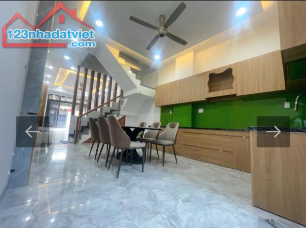 BÁN GẤP - NHÀ 3 TẦNG SIÊU ĐẸP, VỊ TRÍ VÀNG THUẬN AN, BÌNH DƯƠNG – GIÁ CHỈ HƠN 3 TỶ - 1