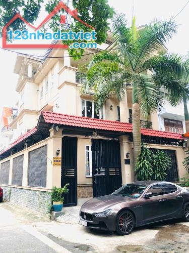 45 Tỷ-Bán Biệt Thự Góc 2 Mặt Tiền 200m2(10mx20m) Trệt 3 Lầu Khu A,An Phú-An Khánh,Quận 2