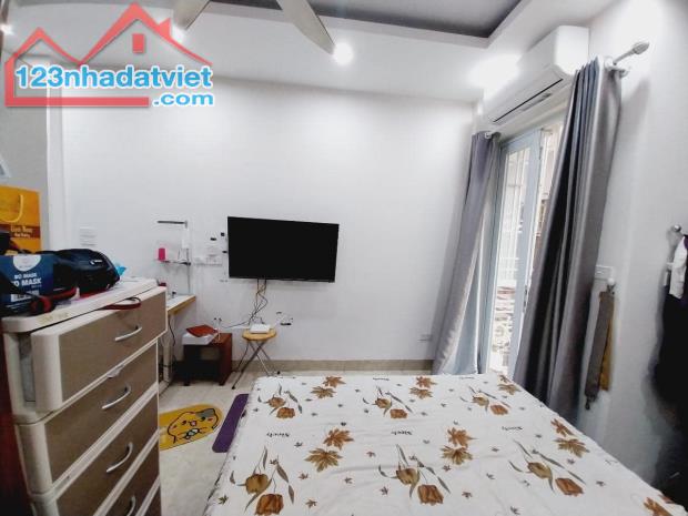 BÁN NHÀ TRUNG PHỤNG ĐỐNG ĐA 33m 5T Mt 4.7m GIÁ 5.1 TỶ NGÕ THÔNG 40M RA MẶT PHỐ. - 1