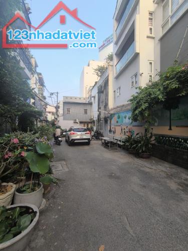 NHÀ 2 MT ĐƯỜNG XH👉 Ở + KINH DOANH - 62m2 - BÁN 10,5tỷ - NGUYỄN TRỌNG TUYỂN P8 - PHÚ NHUẬN - 5