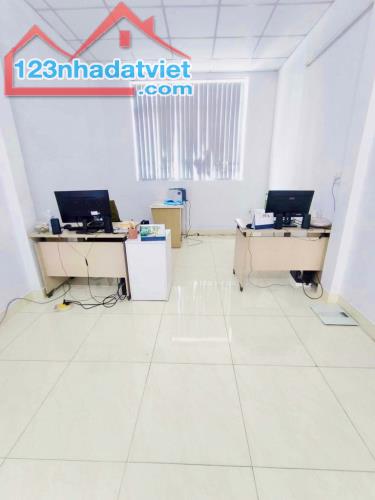 Rẻ hơn thị trường 20%, Bán nhà MẶT TIỀN HOÀNG VĂN THỤ TÂN BÌNH, 96M2, sổ nở hậu tài lộc - 4