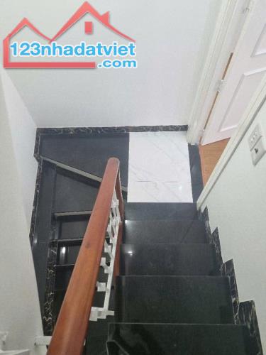 Bán Nhà Nguyễn Đức Cảnh - Trương Định ,DT 40m , Giá Nhỉnh 7 Tỷ , Ngõ Thông - 4