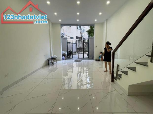 Phân Lô Ba Đình Đón đầu Đường Voi Phục 85M2 6 Tầng Thang Máy 24 Tỷ Ô TÔ Nhà Đẹp - 2