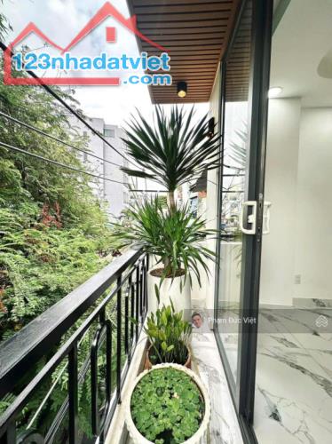 Hoa hồng 2% Bán gấp mặt tiền Cầm Bá Thước Phú Nhuận trệt, 3 lầu ST 5PN, 4WC chỉ 9,5 tỷ - 4