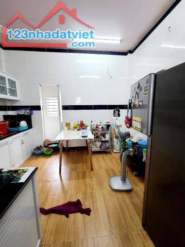 Nhà HXH 10m Kinh Dương Vương ngay CV Phú Lâm 52m2 (4x13). Nhỉnh 5 tỷ - 2