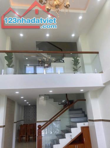 Nhỉnh 6 tỷ hơn nhà trệt lửng 2 lầu hẻm xe hơi đường 22 phường Linh Đông, Sổ hoàn công đủ - 1