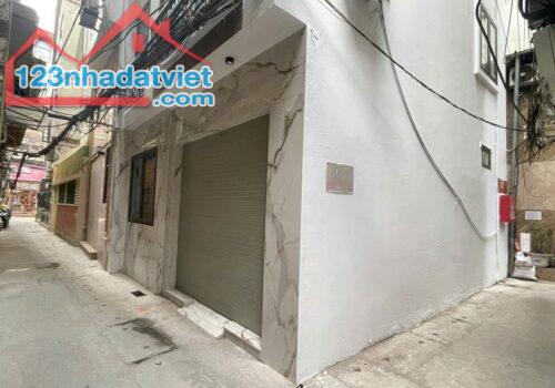 CHÍNH CHỦ CẦN BÁN TOÀ NHÀ 6 TẦNG TẠI PHỐ QUAN NHÂN GIAO VŨ TRỌNG PHỤNG - 1