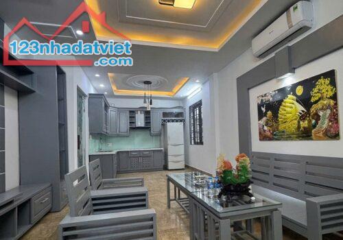 CHÍNH CHỦ CẦN BÁN TOÀ NHÀ 6 TẦNG TẠI PHỐ QUAN NHÂN GIAO VŨ TRỌNG PHỤNG - 3