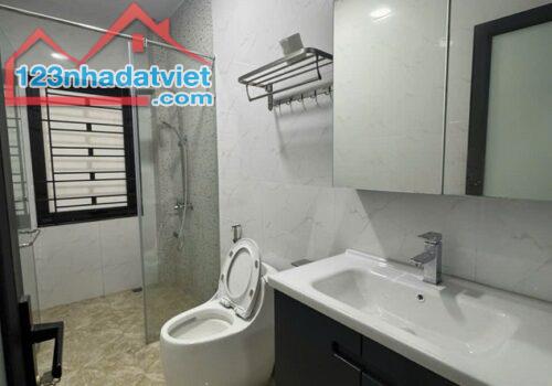 CHÍNH CHỦ CẦN BÁN TOÀ NHÀ 6 TẦNG TẠI PHỐ QUAN NHÂN GIAO VŨ TRỌNG PHỤNG - 4