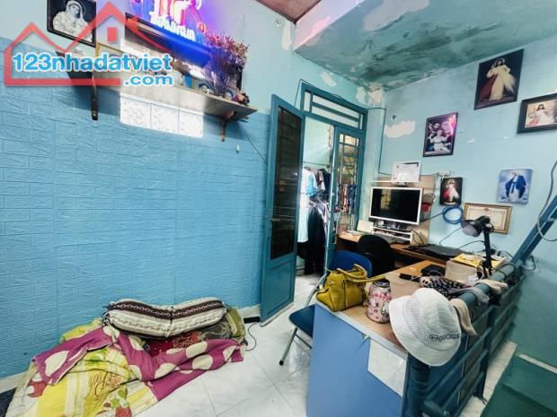Bán nhà nhỏ 2 sẹc Hoàng Hoa Thám 25m2 – Giá 2,55 Tỷ tl.