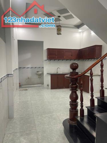 NHÀ ĐẸP - GIÁ TỐT - Chính Chủ Cần Bán Nhà Tại Ấp 6A, Vĩnh Lộc B, Bình Chánh, HCM - 1