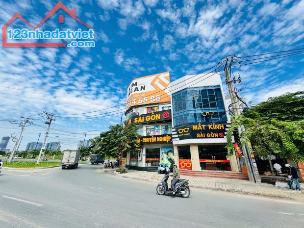 Chỉ 45 Tỷ-Bán Nhà Mặt Tiền Lương Định Của,Q2 DT:(7mx14m) 1 Trệt 2 Lầu-Ngay Góc Vòng Xoay - 2