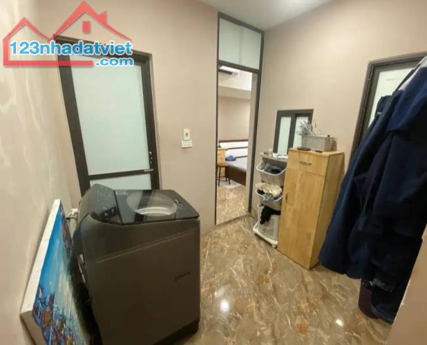 Bán nhà tập thế phố Đội Cấn, Ba Đình, Hà Nội. DT trên sổ đỏ 23m, DTSD 50m2, - 2