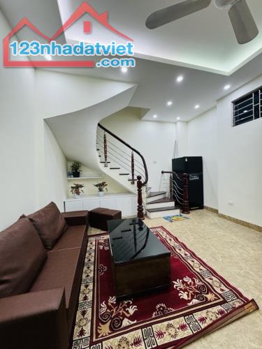 TT BA ĐÌNH - NHÀ ĐẸP - 50M RA Ô TÔ TRÁNH- 28m2- 5 tầng- nhỉnh 6 tỷ - 1