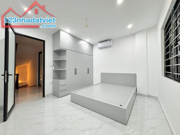 NHÀ XÂY MỚI NGUYỄN KHOÁI - 51M2 x 4T - MT 4M - 6.4 TỶ - 2 THOÁNG - Ô TÔ DỪNG ĐỖ NGÀY ĐÊM - 4