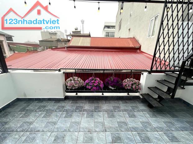 LÔ GÓC ĐẠI MỖ 42M2X5T, MẶT TIỀN 3.7M, VÀI BƯỚC CHÂN MẶT PHỐ, THANG MÁY, GIÁ TỐT 7.2 TỶ TL - 4