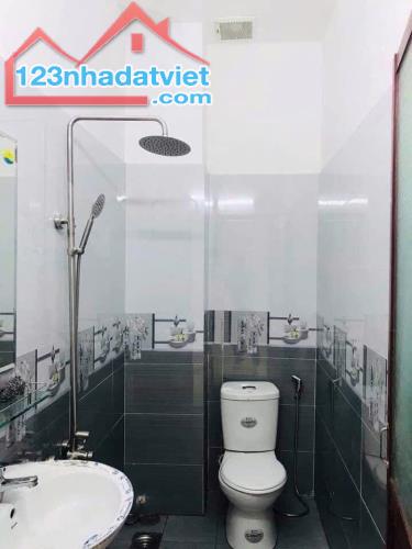 Nhà chợ Gò Mây, kinh doanh tốt, 5x8m, giá 1tỷ750 - 3