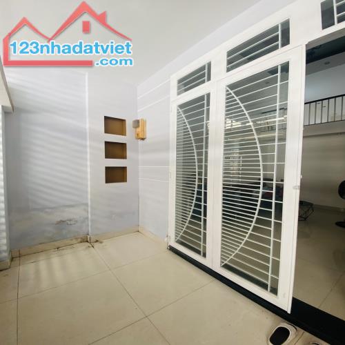 Bán Nhà 2 Tầng 50 m2 đất tại Đs 2, Phường Trường Thọ, Thủ Đức _ Chỉ có 2 Tỏi_ Đừng Mua Nếu - 5