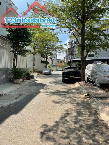 Bán Đất Phước Kiển Góc 2MT đường 7m 6 x 16 sổ riêng giá 5.6 tỷ XD Tự Do Ngay UBND Xã - 2