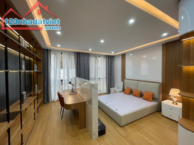 Bàn Nhà Phố Gần Chợ Hà Đông, Ô Tô Dừng đỗ 15m, DT 37m, 4 tầng, 3 PN, Giá 8.6 Tỷ, Tây Bắc - 4
