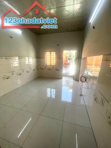HẺM 3M THÔNG, NGAY CHỢ LÊ VĂN QUỚI, 26M2, 2 TẦNG GIÁ CHỈ 2.55 TỶ - 1