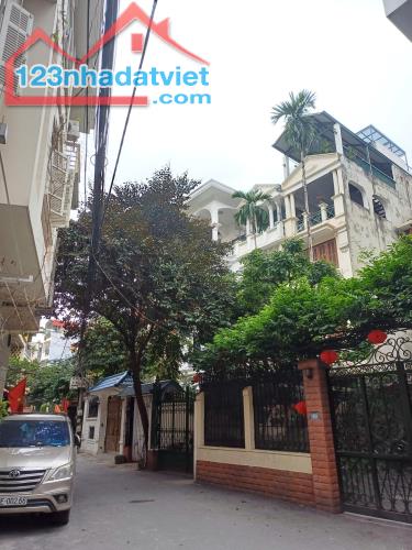 BÁN PHỐ LÊ TRỌNG TẤN LÔ GÓC Ô TÔ TRÁNH KINH DOANH DT140m2 37 Tỷ - 1