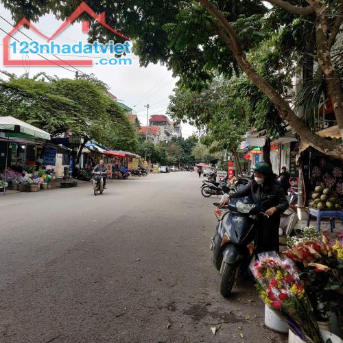 NHÀ ĐẸP PHÂN LÔ LIÊN KỀ PHỐ MỖ LAO, HÀ ĐÔNG