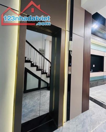 Tôi cần bán nhà phố NAM ĐỒNG - XÃ ĐÀN 5M ra phố, 20m ra hồ 6T THANG MÁY 48m2 10,65 tỷ - 1