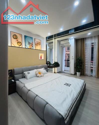 Tôi cần bán nhà phố NAM ĐỒNG - XÃ ĐÀN 5M ra phố, 20m ra hồ 6T THANG MÁY 48m2 10,65 tỷ - 2