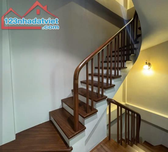 Tôi cần bán nhà phố NAM ĐỒNG - XÃ ĐÀN 5M ra phố, 20m ra hồ 6T THANG MÁY 48m2 10,65 tỷ - 3