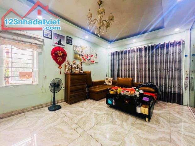 BÁN NHÀ LONG BIÊN - PHÂN LÔ Ô TÔ TRÁNH, ĐỖ, CHẠY VÒNG QUANH, ĐƯỜNG RỘNG, THÔNG, LÔ GÓC, DÂ - 4