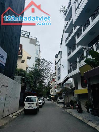 NHÀ ĐẸP THUỴ KHUÊ -MẶT NGÕ THÔNG- KINH DOANH- FULL NỘI THẤT- GIÁ 7.8 Tỷ