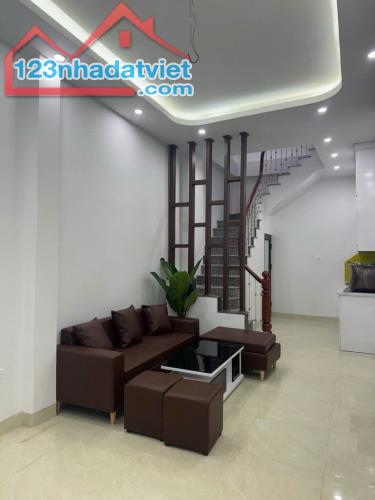 NHÀ ĐẸP THUỴ KHUÊ -MẶT NGÕ THÔNG- KINH DOANH- FULL NỘI THẤT- GIÁ 7.8 Tỷ - 3