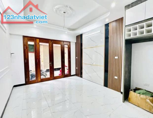 B.ÁN NHÀ DI TRẠCH_NGÕ NÔNG, CỰC SÁT Ô TÔ, VIEW VÀNH ĐAI 3,5, 5 TẦNG, 33M2, NHỈNH 4 TỶ XÍU - 2