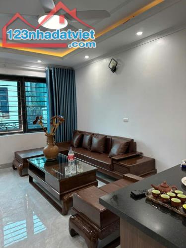 BÁN NHÀ Ở VÂN CANH, NGÕ THÔNG KINH DOANH, 7 CHỖ QUA CỬA, 6 TẦNG THANG MÁY, NHÀ ĐẸP Ở LUÔN.