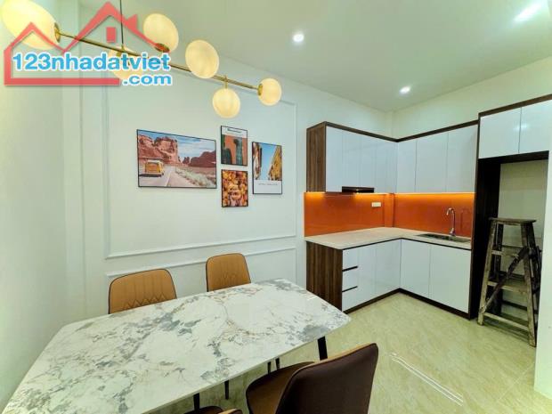 Nhà đẹp Trương Định 35m2.giá 6.6tỷ giao thông thuận tiện