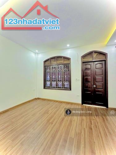 Nhà Nguyễn Khánh Toàn, lô góc 3 thoáng, ngõ thông, 5 tạ đỗ cửa nhà, 47m2*4T, giá 10.8 tỷ - 3