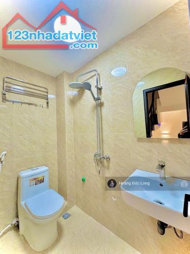 Nhà Nguyễn Khánh Toàn, lô góc 3 thoáng, ngõ thông, 5 tạ đỗ cửa nhà, 47m2*4T, giá 10.8 tỷ - 4