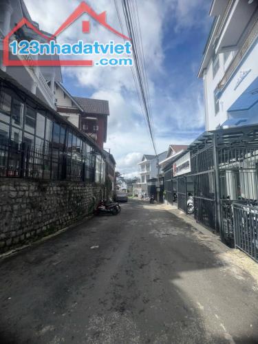 ĐẤT LÝ NAM ĐẾ GIÁ CHỈ 12 TỶ VNĐ - 4