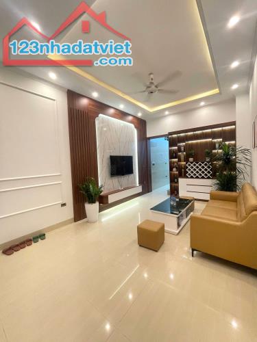 BÁN NHÀ 5 TẦNG FULL NỘI THẤT GIÁ TỐT DUY NHẤT KHU PHỐ BÙI XƯƠNG TRẠCH - 1